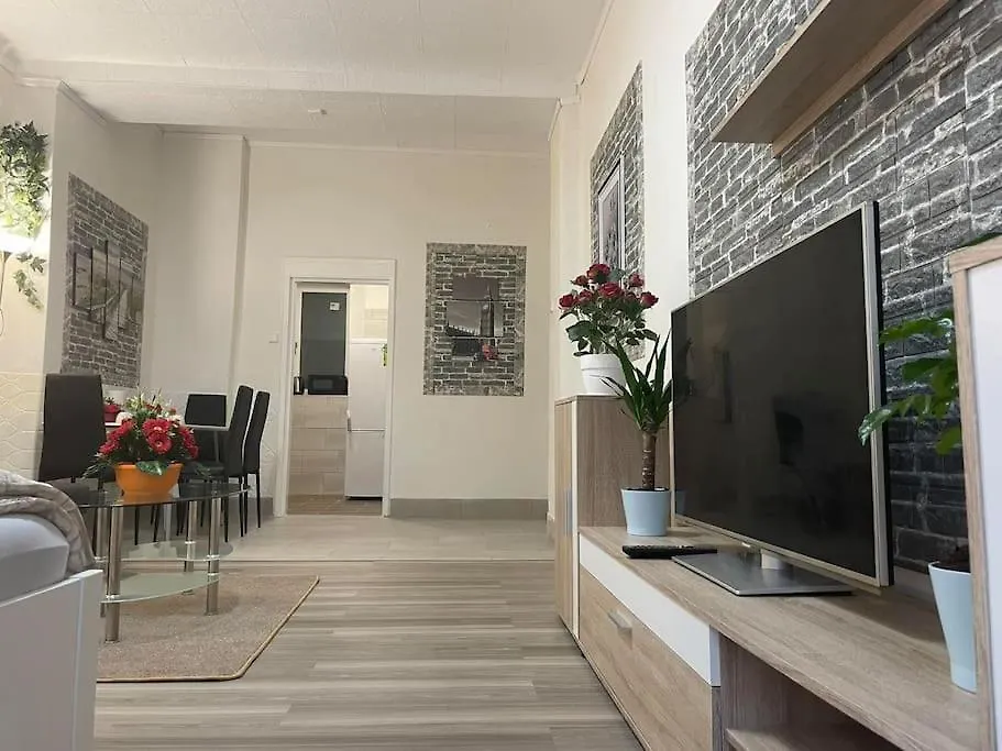 Honza Apartment O2 Arena Prague 0*,